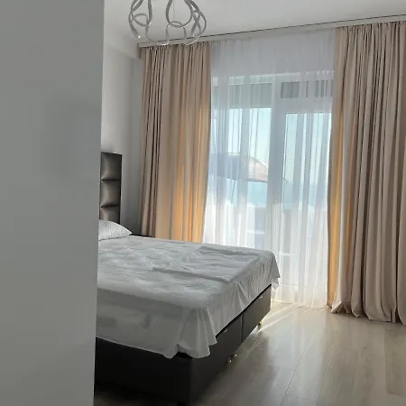 Faleza Nord Luxury *