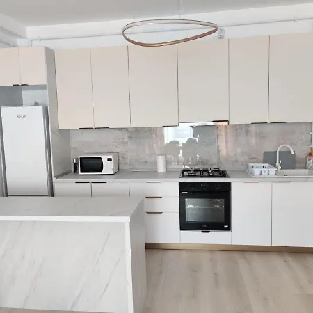 Lägenhet Faleza Nord Luxury Constanţa